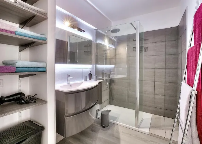 Le Sun-beach - Spacieux 3 Pieces Avec Parking A 400 M Des Plages De * Juan-les-Pins