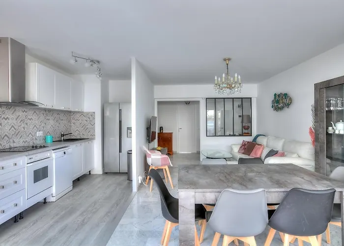 Le Sun-beach - Spacieux 3 Pieces Avec Parking A 400 M Des Plages De * Juan-les-Pins